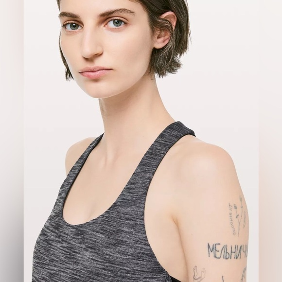 Lululemon Slay the Studio 2-in-1 Tank, Size 6 - Picture 4 of 11
